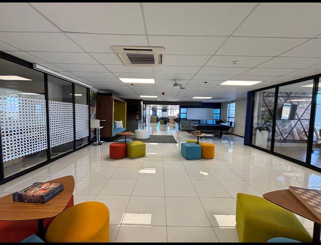 1,429M² OFFICE TO LET IN TYGER VALLEY